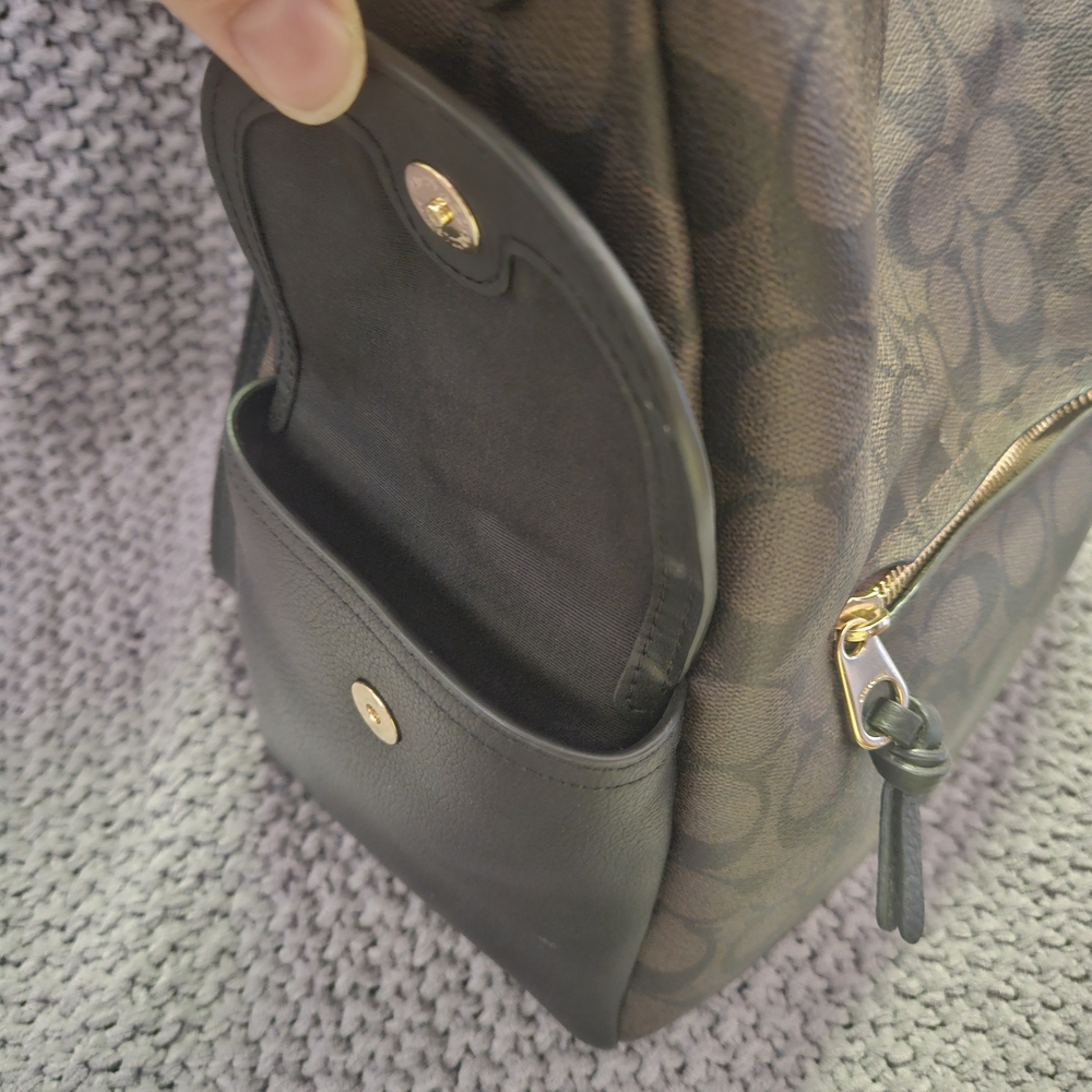 Authentic Coach Signature Pennie Shoulder Bag - Picture 13 of 16